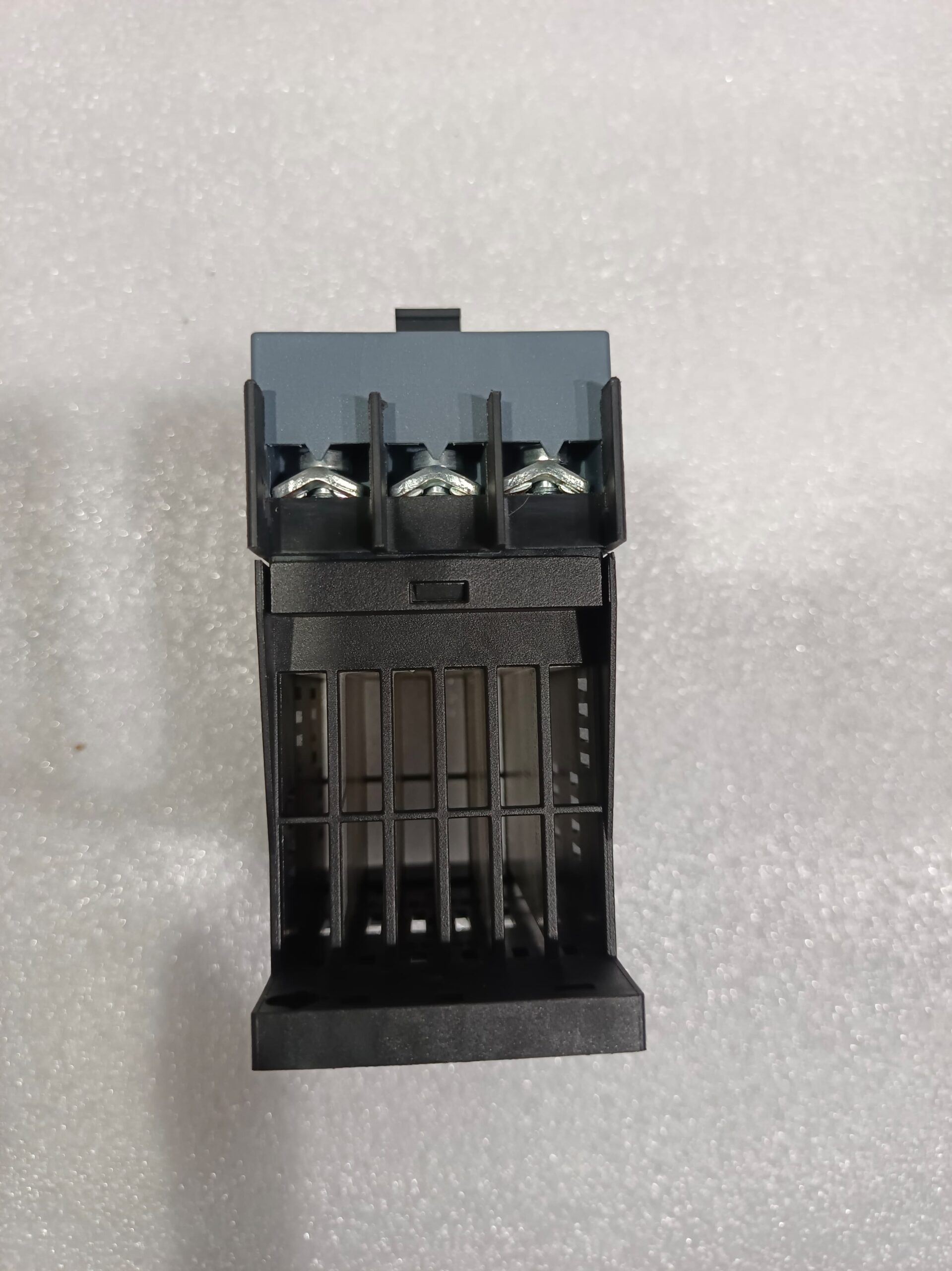 Siemens SIRIUS 3RF34 3RF3405-1BB04 Solid State Contactor | Industrial Electronic Switching Relay for Automation Systems thumbnail 9