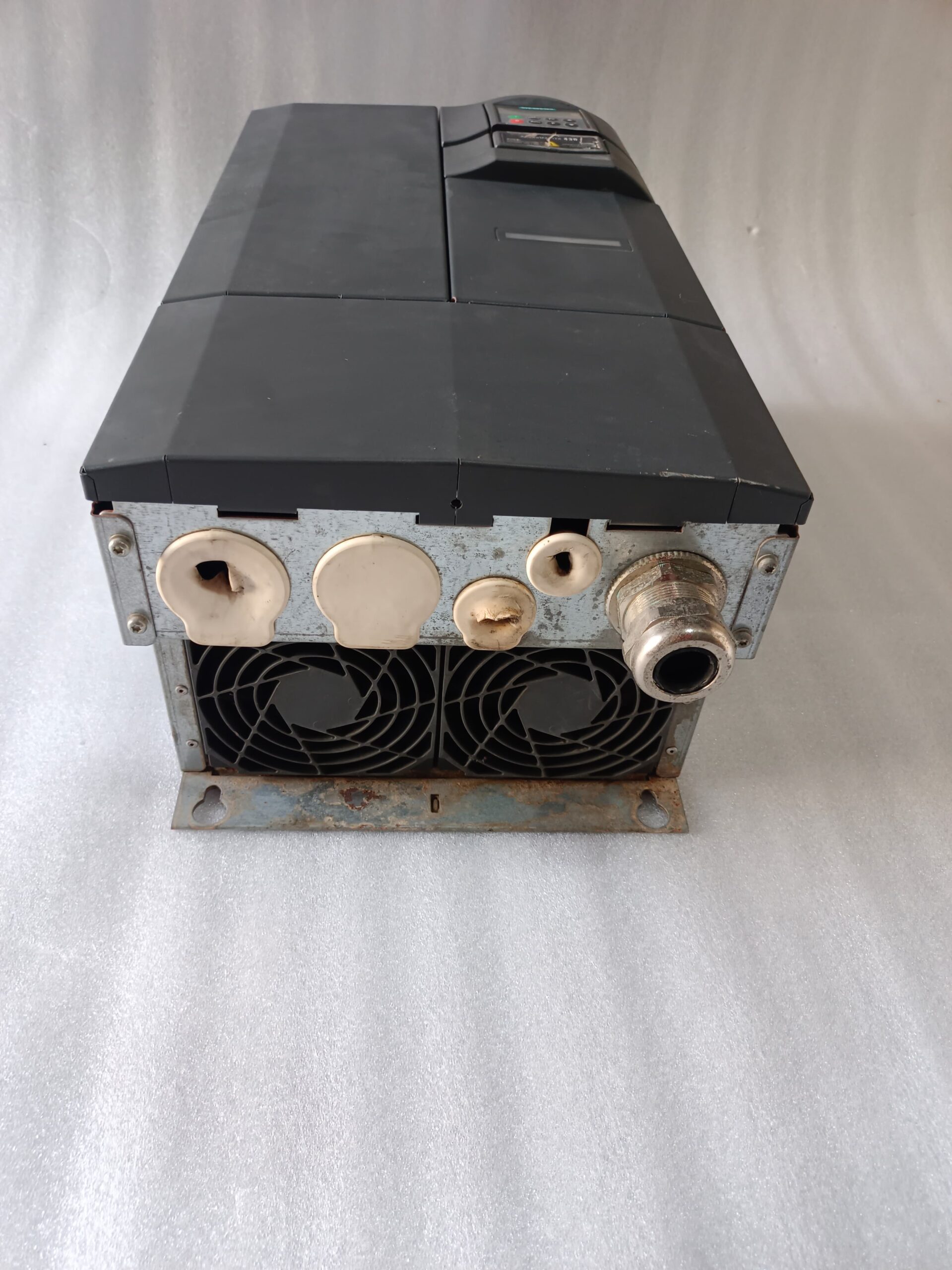 SIEMENS MICROMASTER 430 6SE6430-2AD33-0DA0 40HP AC Drive – Industrial Variable Frequency Drive (VFD) for Pump, Fan Motor Control thumbnail 4