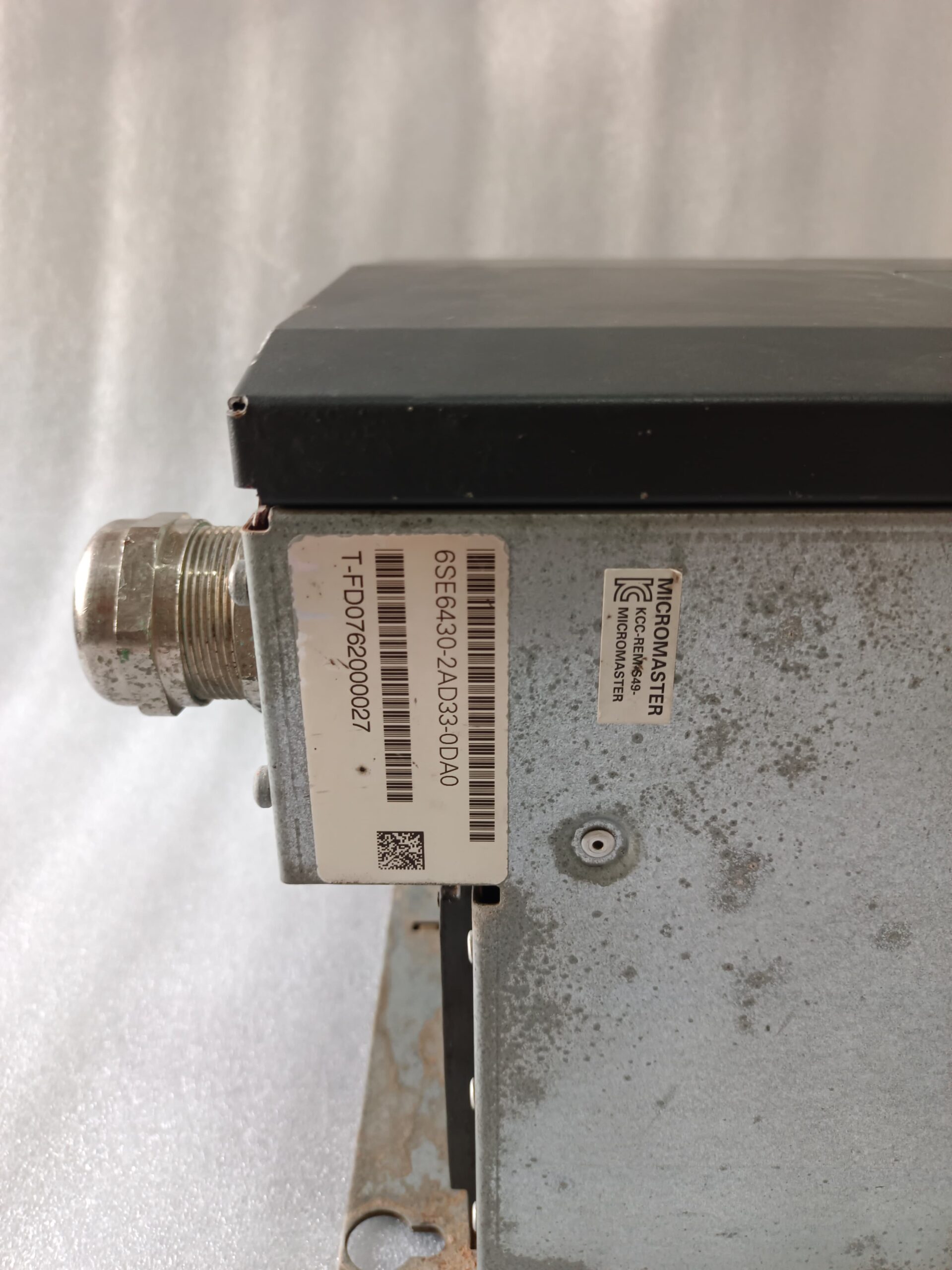 SIEMENS MICROMASTER 430 6SE6430-2AD33-0DA0 40HP AC Drive – Industrial Variable Frequency Drive (VFD) for Pump, Fan Motor Control thumbnail 8