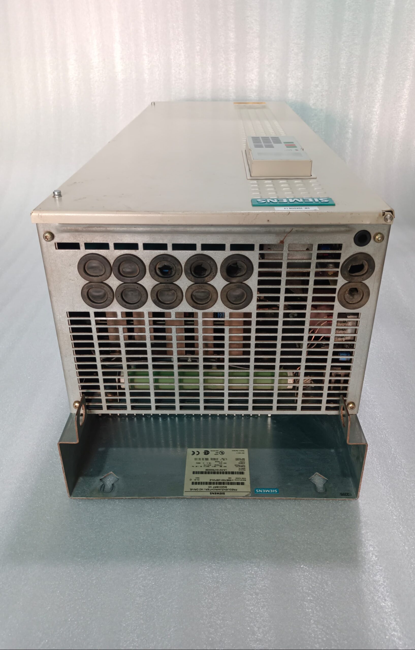 SIEMENS 6SE7031-2EF20-Z Drive Module – SIMOVERT MASTERDRIVES Industrial AC Drive Module for High-Performance Motor Control thumbnail 11