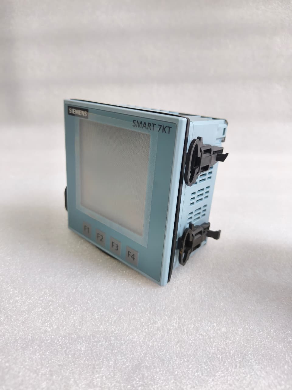 Siemens SMART7KT 7KT0310 Multifunction Meter – Advanced Digital Power And Energy Monitoring Meter thumbnail 2