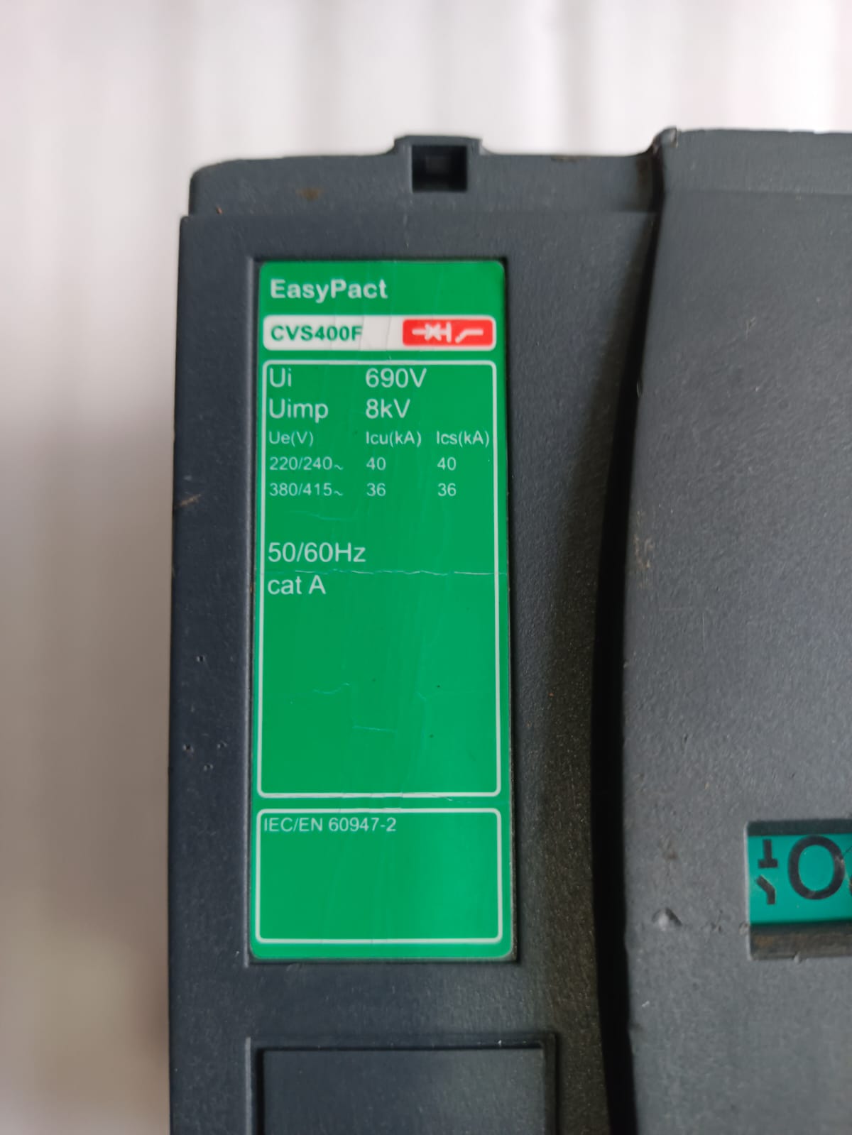 Schneider Electric EasyPact CVS400F MCCB 400A 36kA | 3P/4P Molded Case Circuit Breaker for Industrial Protection thumbnail 4