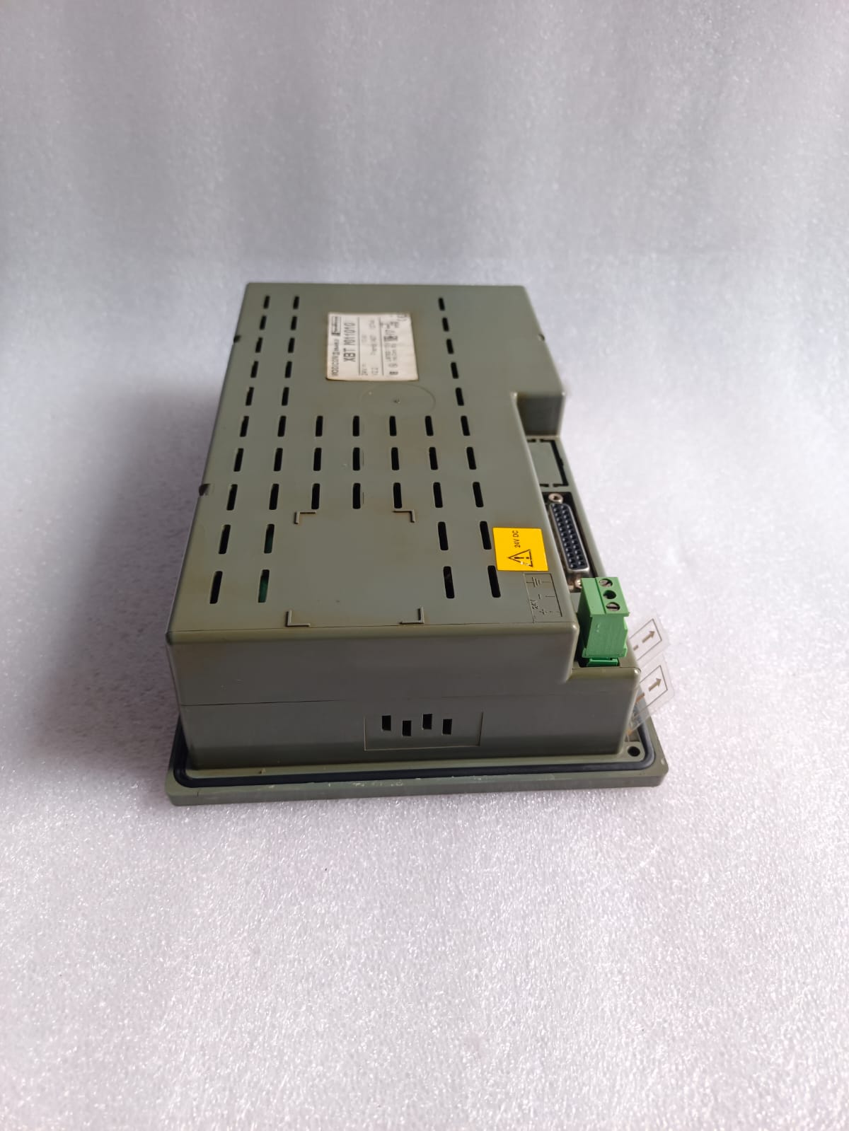 Telemecanique XBT-P011010 Magelis Compact HMI Operator Panel, Keypad Display, Industrial Touch Interface thumbnail 8