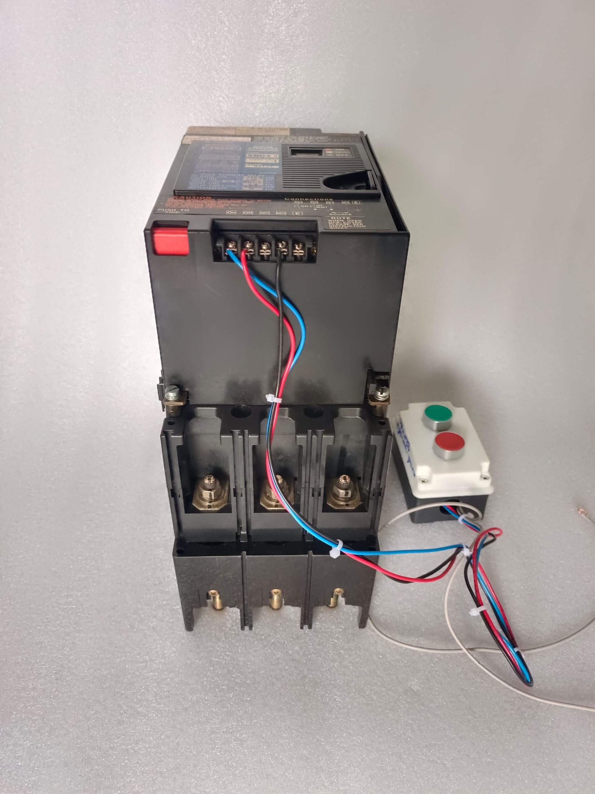 TERASAKI AME3B Air Circuit Breaker 250A 3 Pole with XMD4M Motor Operator | AC 200-220V ACB Power Distribution Solution thumbnail 4
