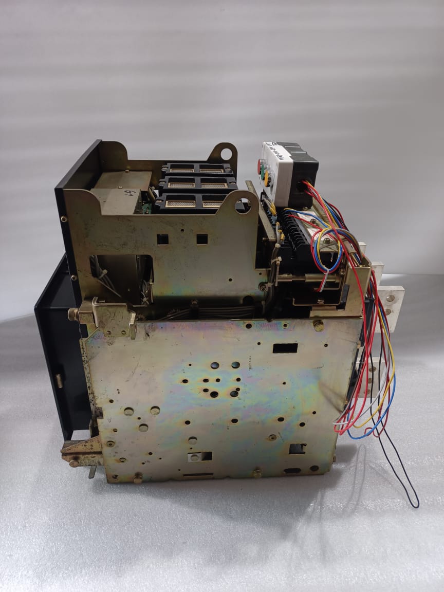 Terasaki AT20 TemPower Air Circuit Breaker 2000AMP, 3 Pole Automatic EDO Type with UVT 440V AC | Heavy Duty Industrial ACB thumbnail 11