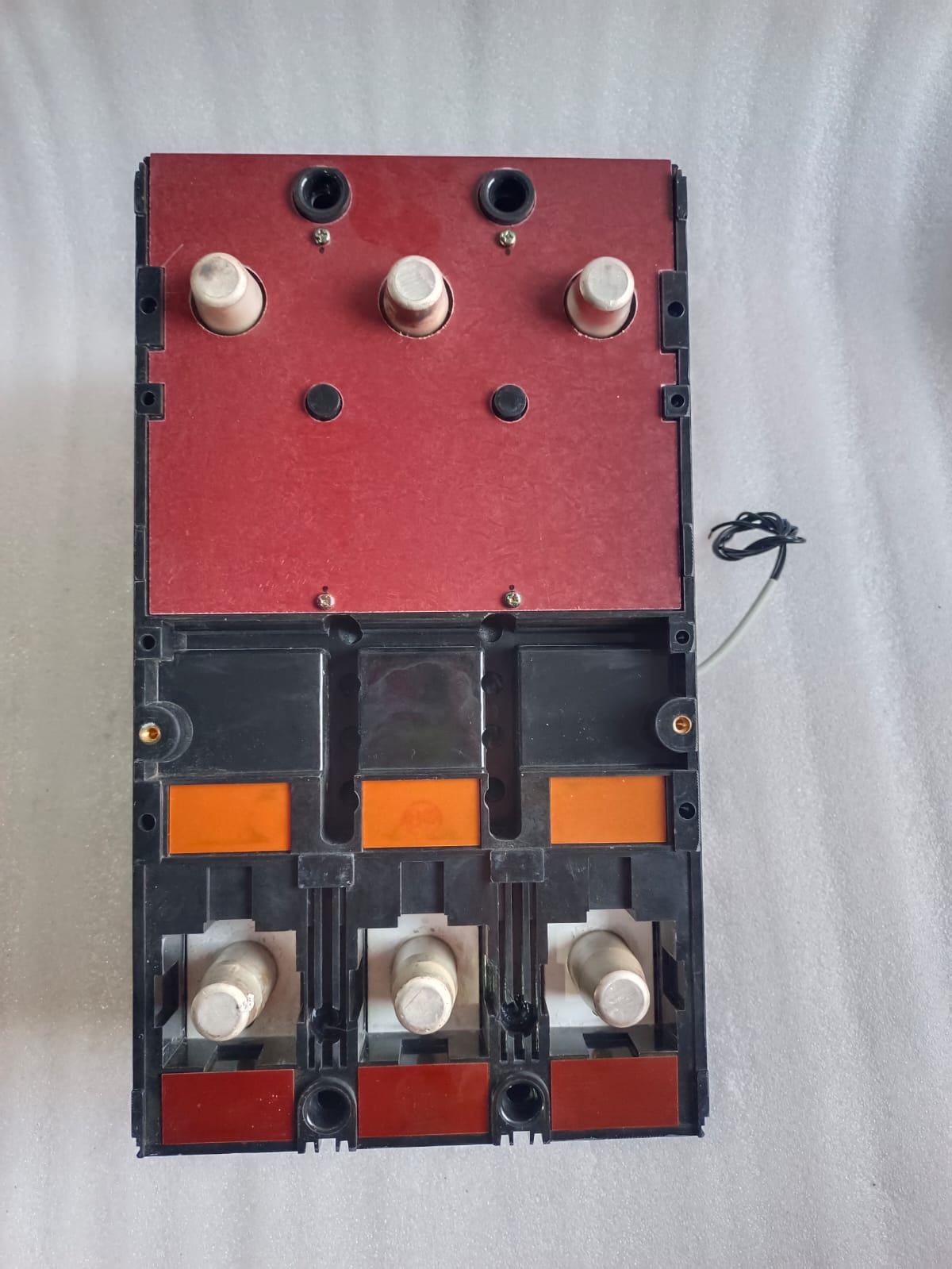 Terasaki TL-800F MCCB 800A 3/4 Pole Thermal Magnetic Molded Case Circuit Breaker for Industrial Protection thumbnail 4