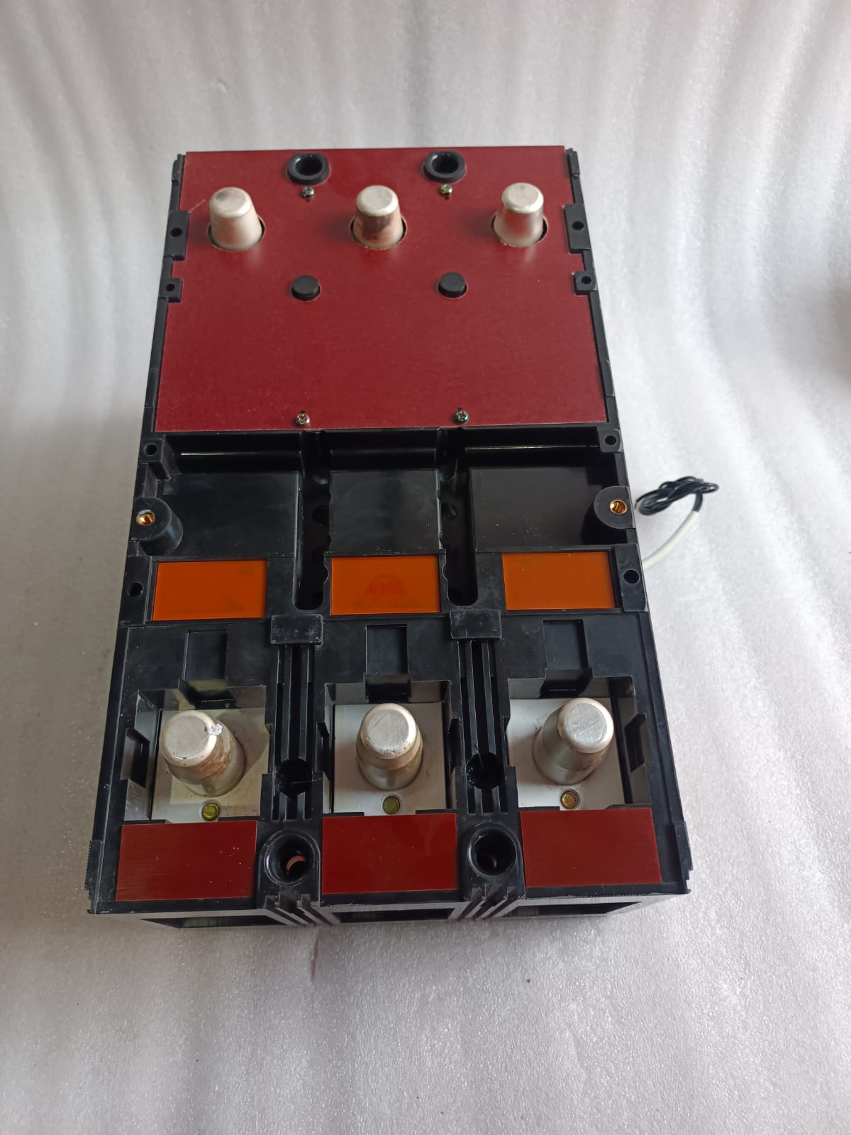 Terasaki TL-800F MCCB 800A 3/4 Pole Thermal Magnetic Molded Case Circuit Breaker for Industrial Protection thumbnail 5