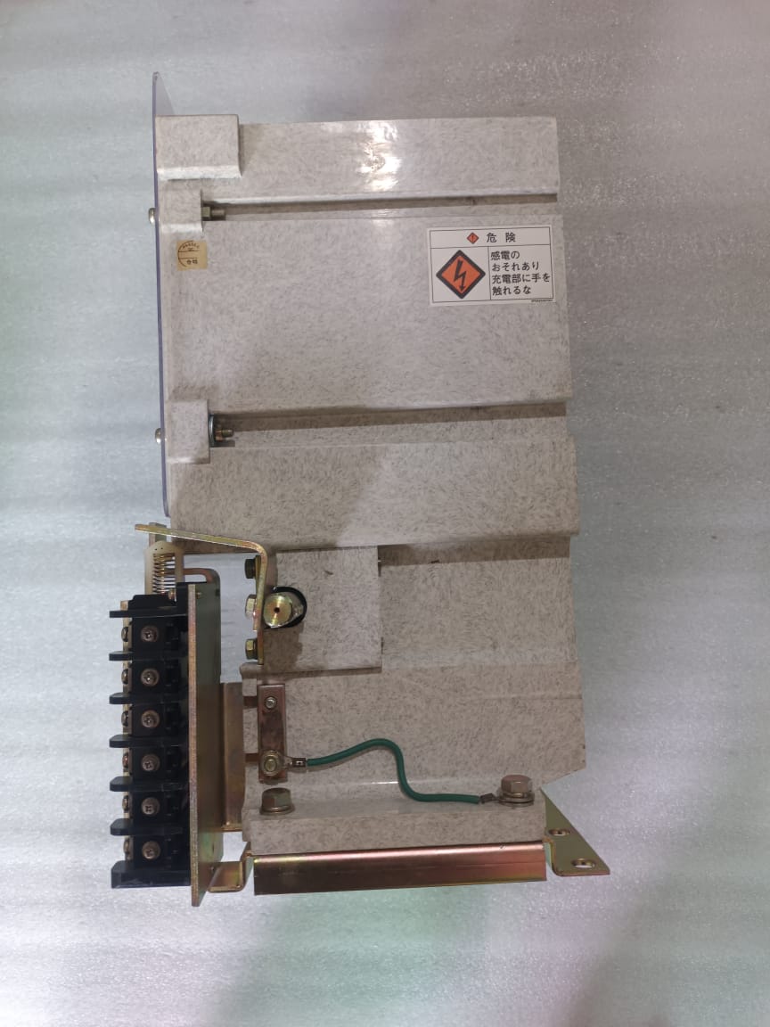 Toshiba CV-6HA Vacuum Contactor – 7.2kV 400A Medium Voltage Industrial Vacuum Switching Contactor thumbnail 4