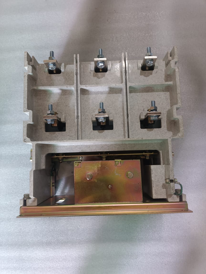 Toshiba CV-6HA Vacuum Contactor – 7.2kV 400A Medium Voltage Industrial Vacuum Switching Contactor thumbnail 8