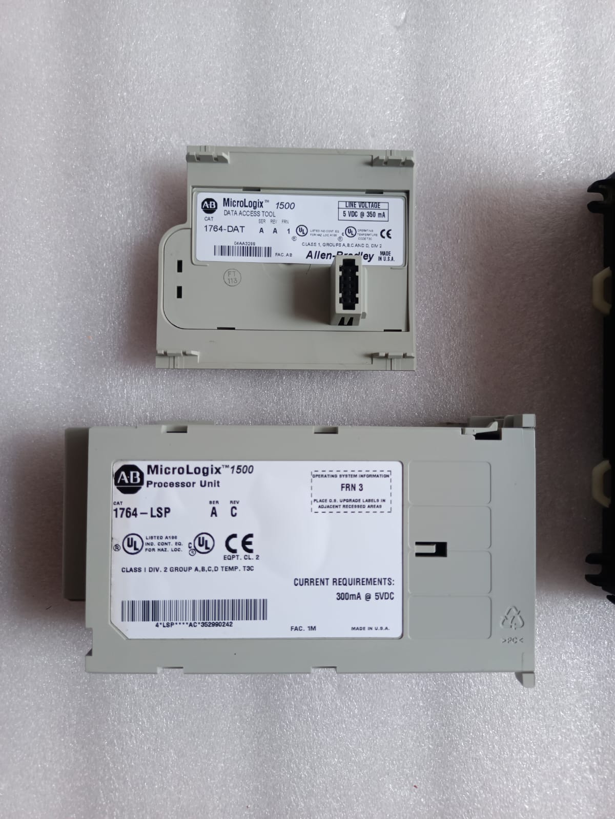 Allen-Bradley 1764-24AWA MicroLogix 1500 PLC Controller Module – Compact Industrial Automation CPU Unit thumbnail 8