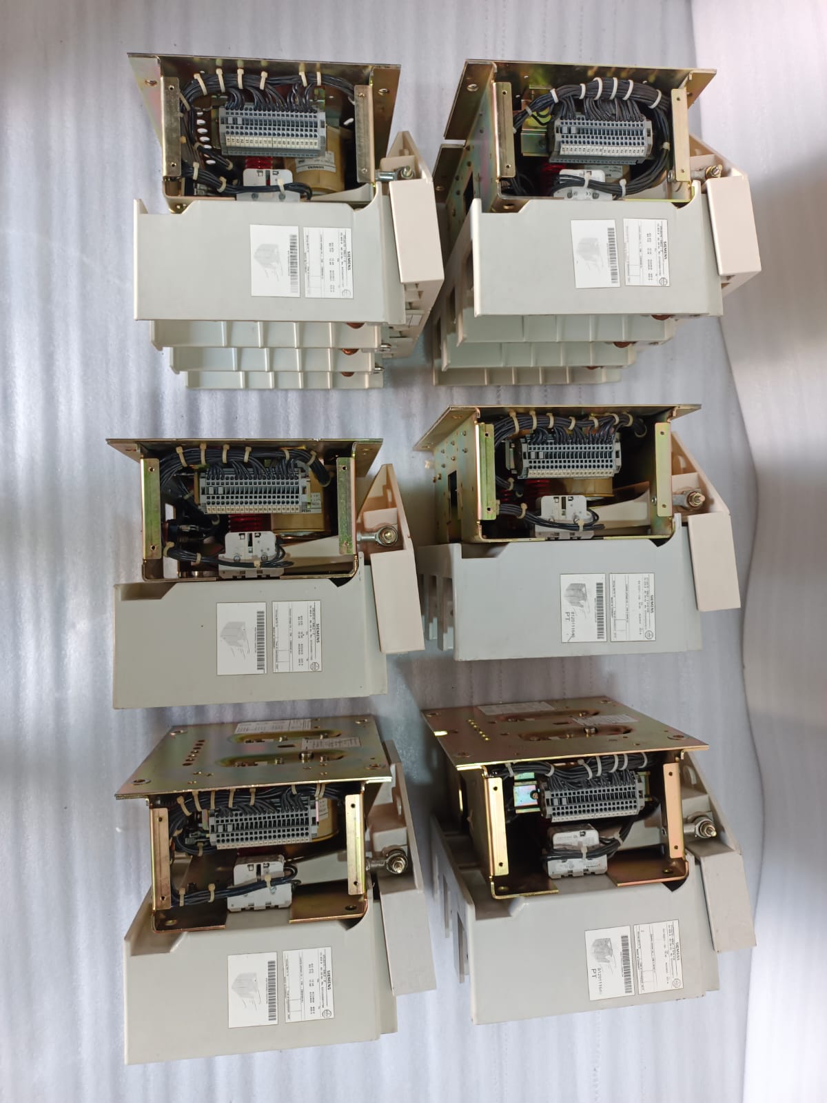 Siemens 3TL6515-0AL2-Z 400A 12kV Vacuum Contactor – Medium Voltage Industrial Switching Contactor thumbnail 3
