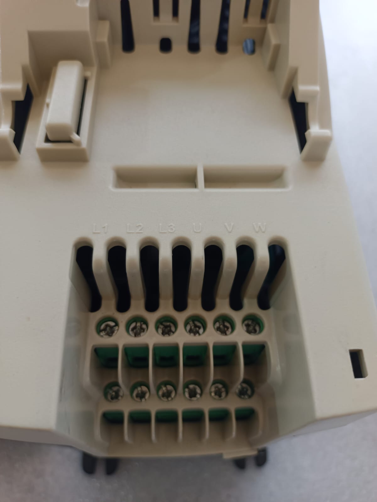 EMERSON SKC3400400 5HP AC Drive – Industrial Variable Frequency Drive (VFD) for Precision Motor Speed Control thumbnail 13