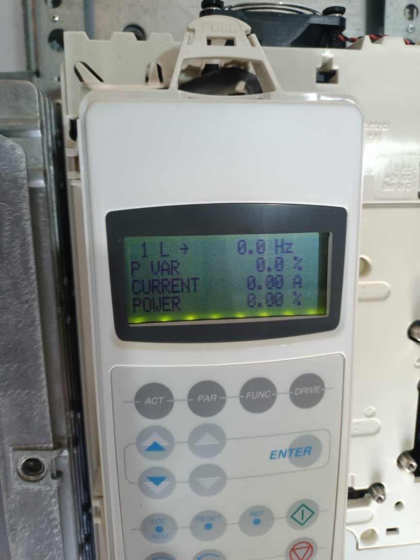 ABB ACS800-01-0016-3+B056+C132+E200+K458+R700 15HP AC Drive – Industrial Variable Frequency Drive (VFD) for High-Performance Motor Control thumbnail 15