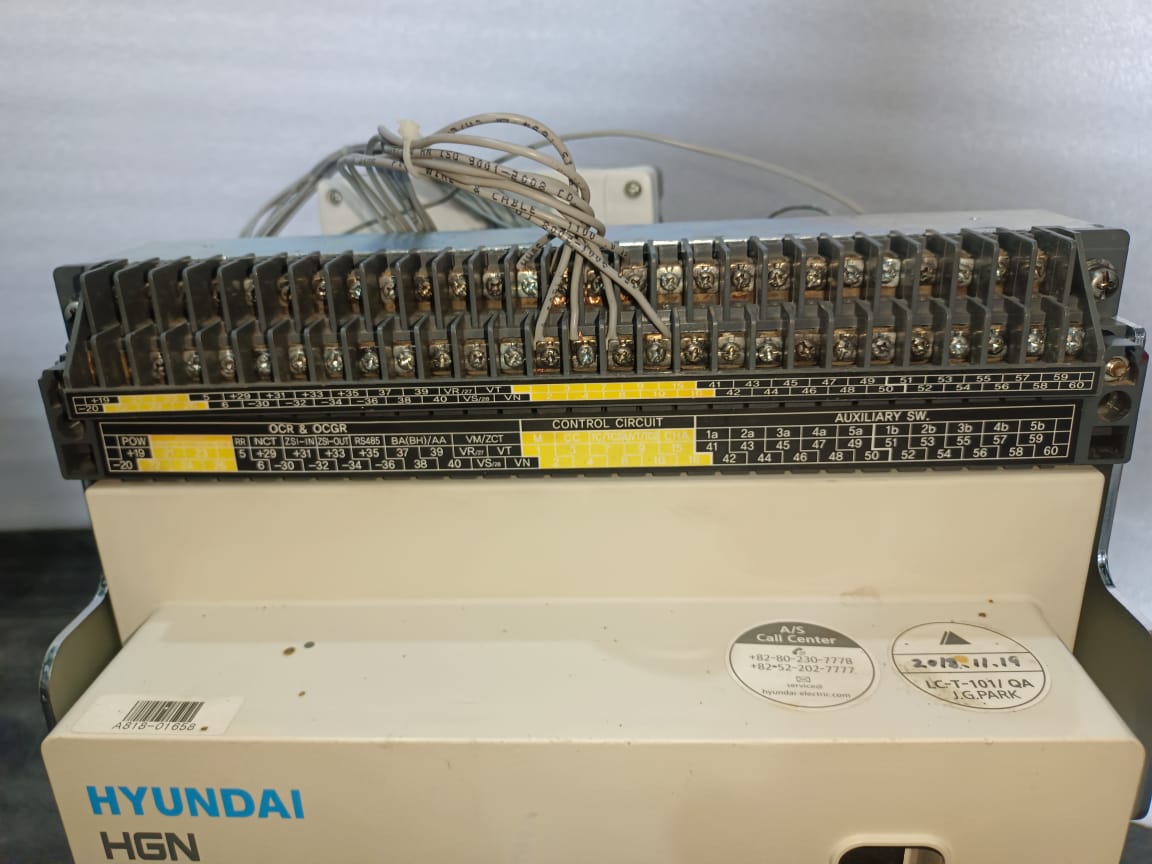 Hyundai HGN16A3B M2C2S258L Air Circuit Breaker 1600A, Drawout Type, 3 Pole, Electronic Trip Unit – HGN Series ACB thumbnail 5