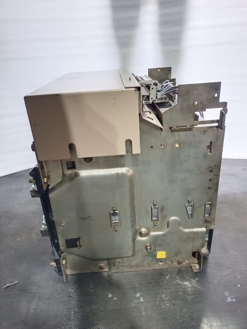 Schneider Electric MERLIN GERIN M20 H2 Air Circuit Breaker MASTERPACT | High Performance Industrial ACB | 2000A MCCB thumbnail 5