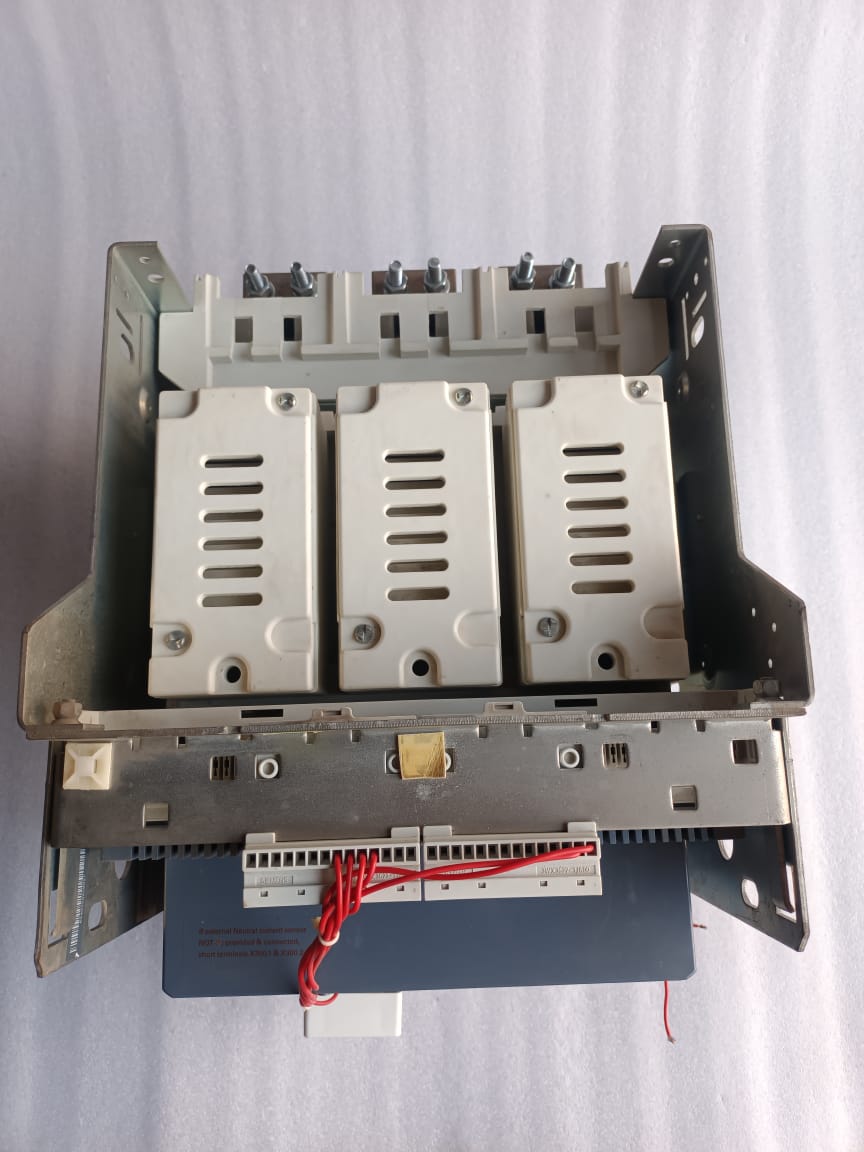 Siemens 3WT8161-6AA03-5AB2 1600A 3-Pole Air Circuit Breaker – High Performance Industrial ACB thumbnail 8
