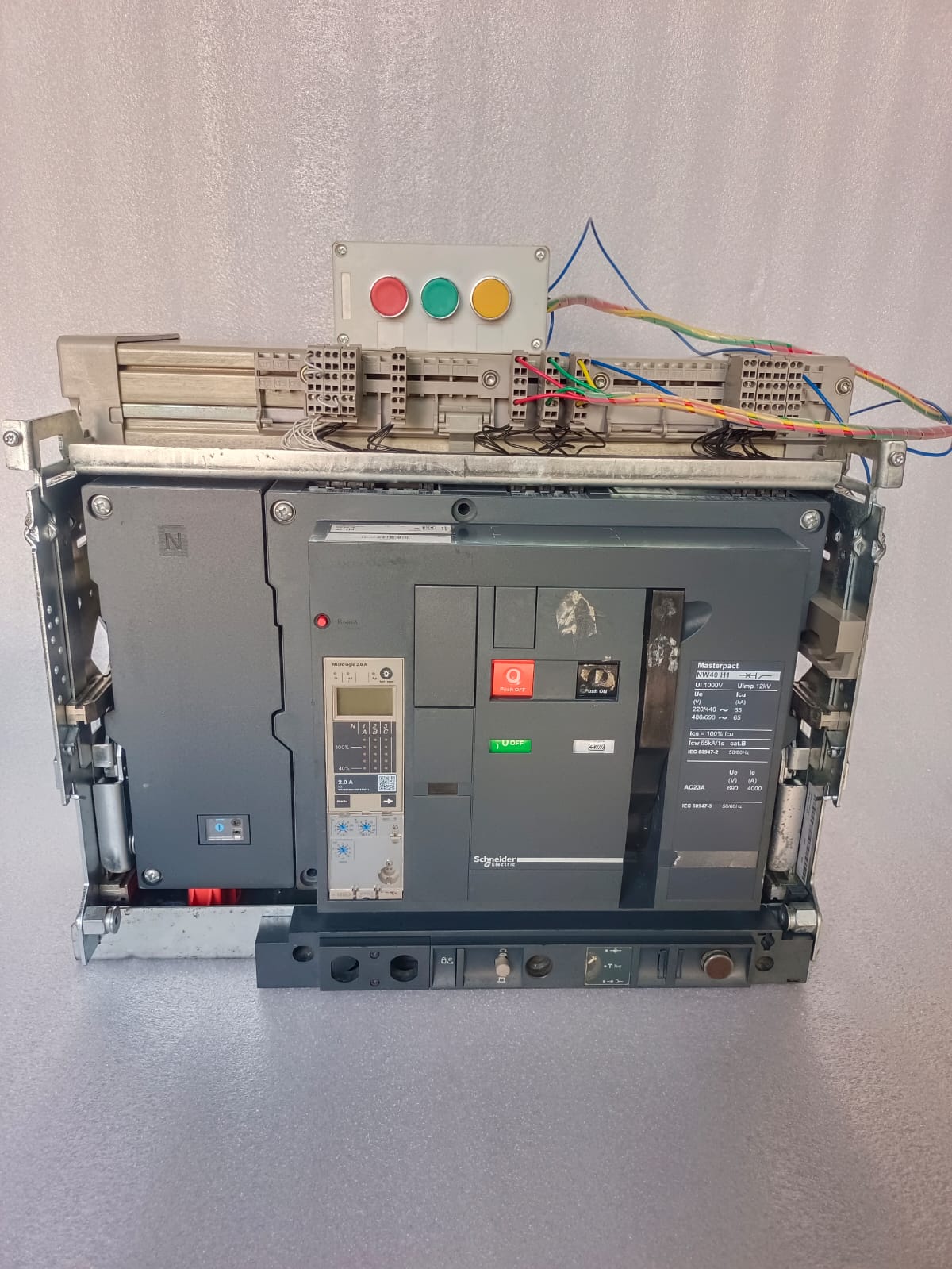Schneider Electric Masterpact NW40 H1 Air Circuit Breaker (ACB) | High Performance Industrial Grade 4000A Circuit Breaker thumbnail 3