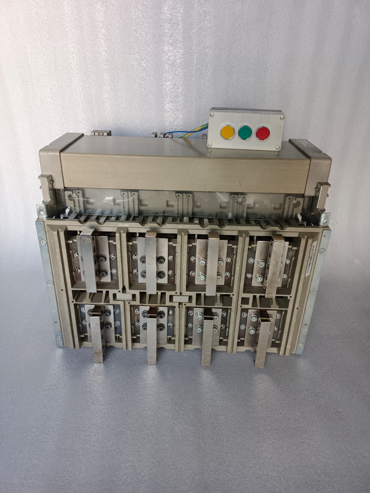 Schneider Electric Masterpact NW40 H1 Air Circuit Breaker (ACB) | High Performance Industrial Grade 4000A Circuit Breaker thumbnail 7