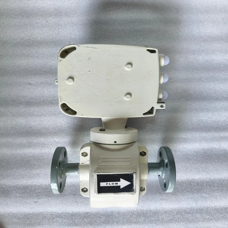 ABB FEP311020A1S2A1B1A1A0A1B1C1H1T3 ProcessMaster 300 Electromagnetic Flowmeter thumbnail 8