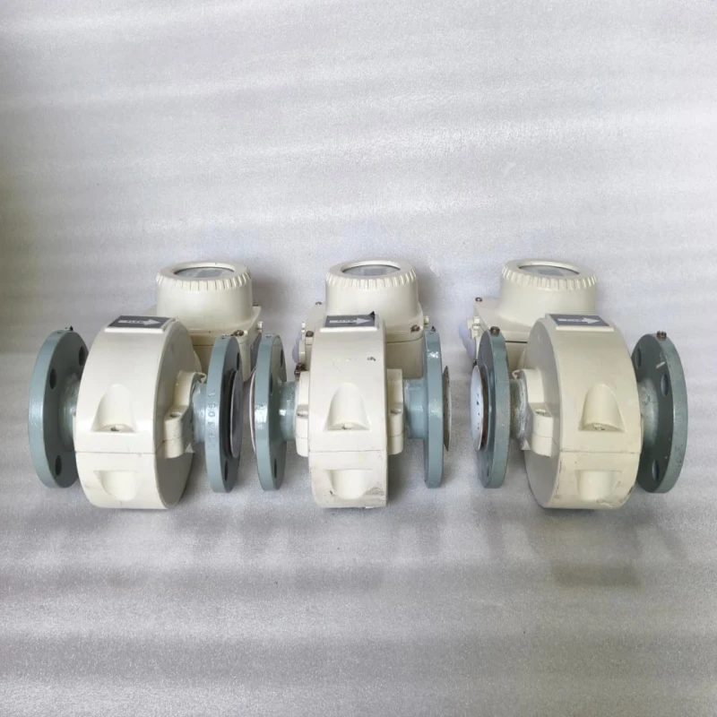 ABB FEP311040A1S2A1B1A1A0A1B1C1H1T3 ProcessMaster 300 Electromagnetic Flowmeter thumbnail 5