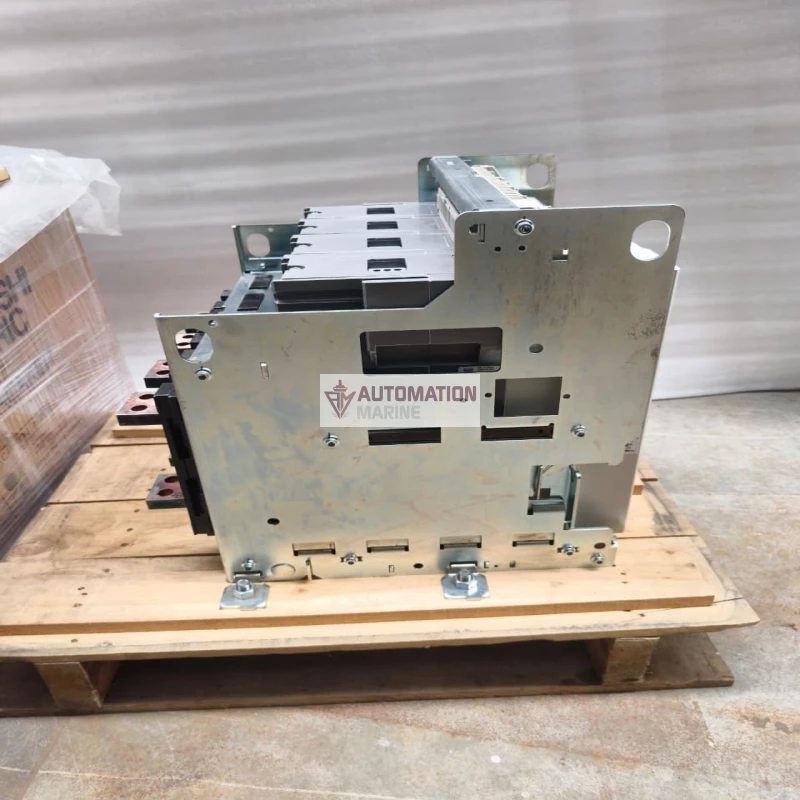 Mitsubishi AE1600-SW 1600Amp 4 Pole Air Circuit Breaker ACB thumbnail 3