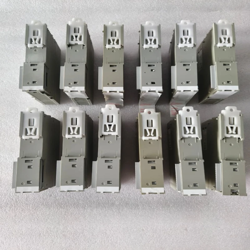AZBIL RY5016S0000-T Direct I/O Module thumbnail 4