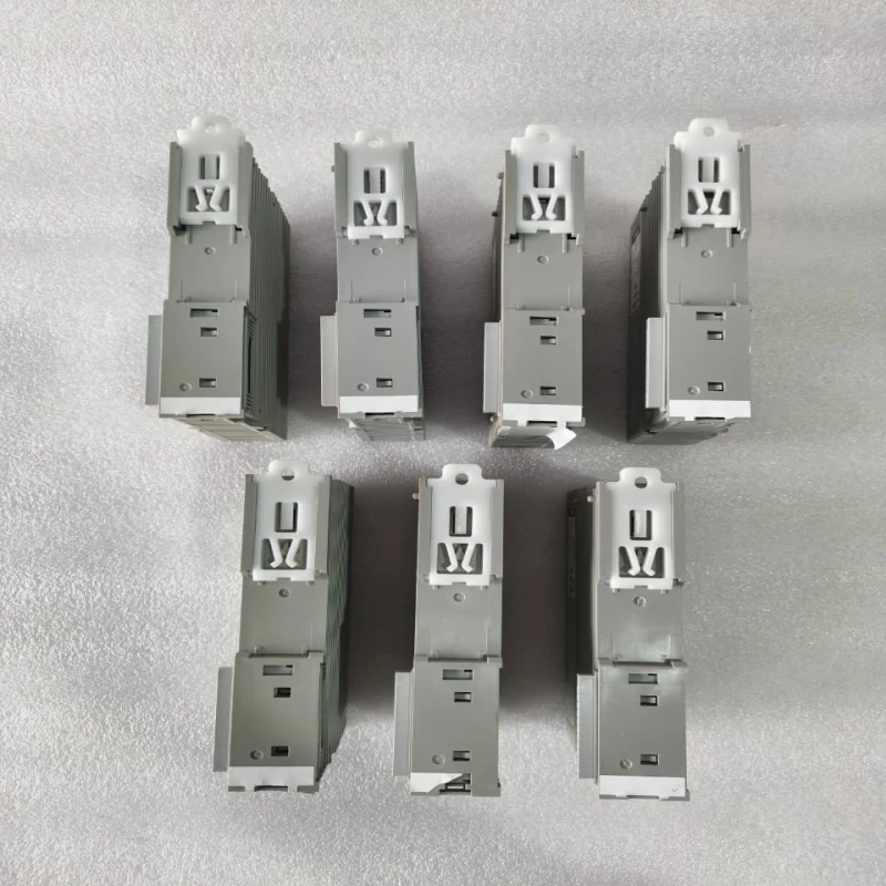 Azbil RY5004A0000-T Direct I/O Module thumbnail 6