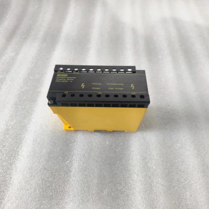 BENDER AGH204S-4 Ankoppelgerat Coupling Device B914013 thumbnail 2