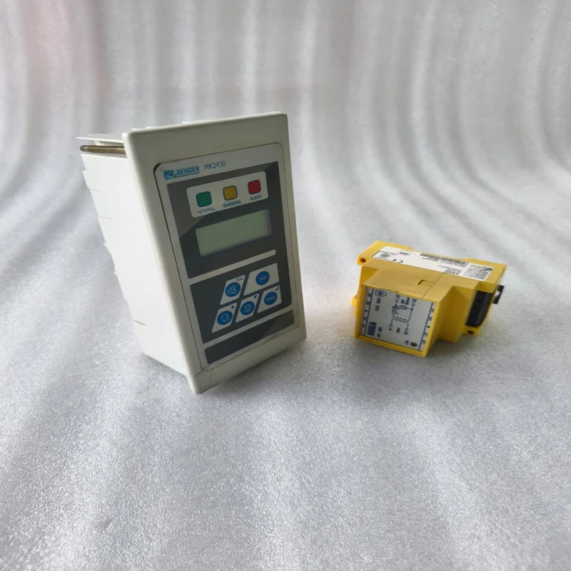BENDER B95100002 MK2430-12 Remote Alarm Indicator Test Unit thumbnail 3