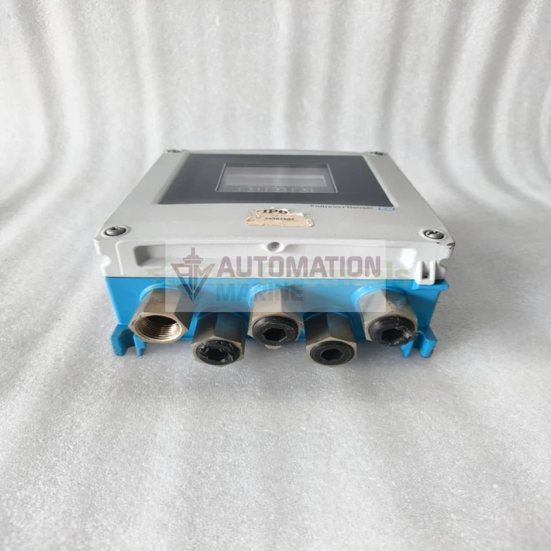 Endress+Hauser 5L4C8H-1DJ6 Proline Promag 400 Transmitter thumbnail 2