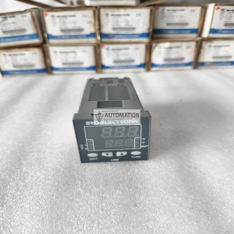 ERO Electronic LME491150000 Industrial Temperature Controller thumbnail 4
