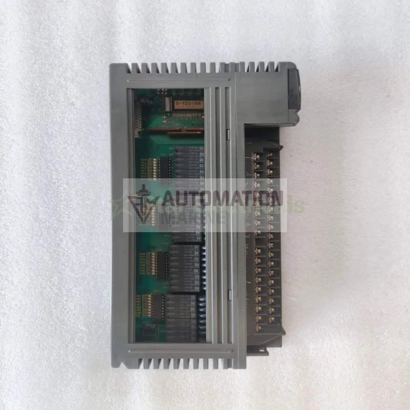 Fuji Electric NS-Y32-R8 Y32-R8 Digital Output Module thumbnail 3