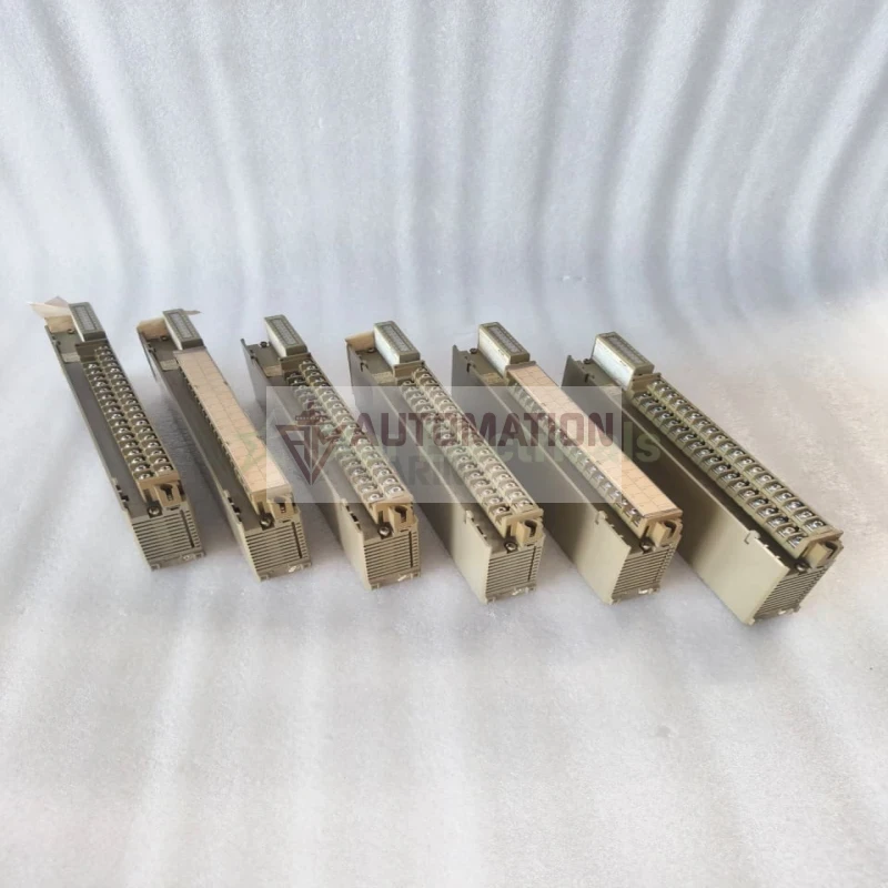 Fuji  FTU 263B-NK MICREX-F PLC Relay Contact Output Module thumbnail 10