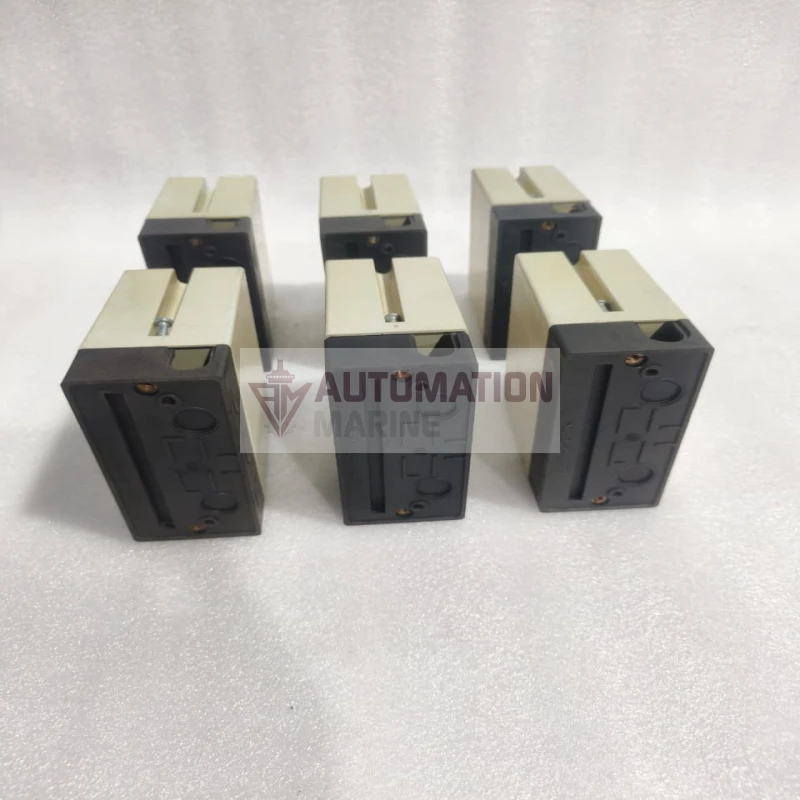 Honeywell R4343E1014 Flame Detector Relay Switch thumbnail 4