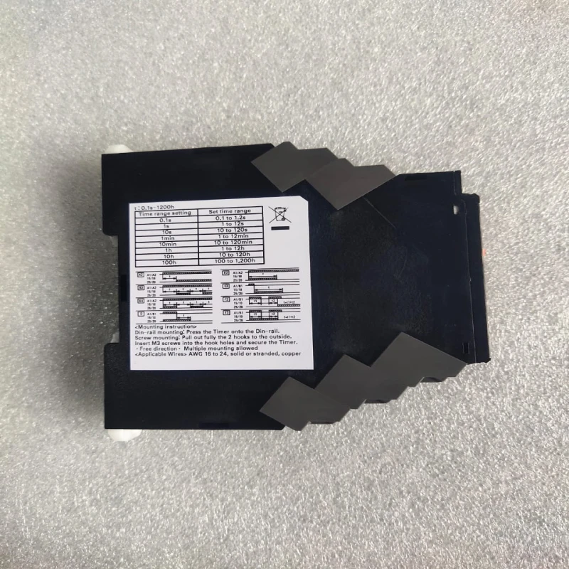Omron H3DT-N2 Multi-Range Multi-Mode Timer Relay thumbnail 3