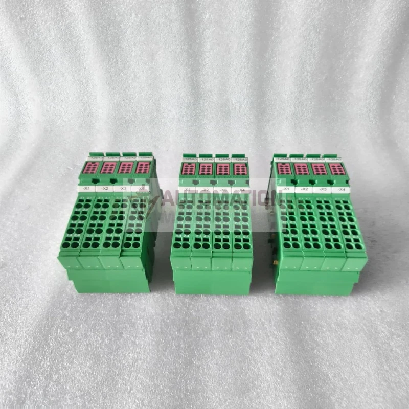 Phoenix Contact 2860934 IB IL 24 DO 32/HD Inline High-Density Digital Output Terminal Module thumbnail 2