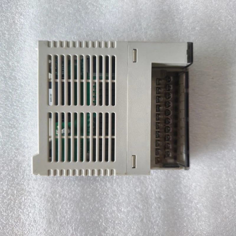 RS OEMax NX-Y16R Relay Output Module thumbnail 2