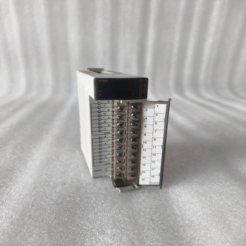 RS OEMax NX-Y16R Relay Output Module thumbnail 3