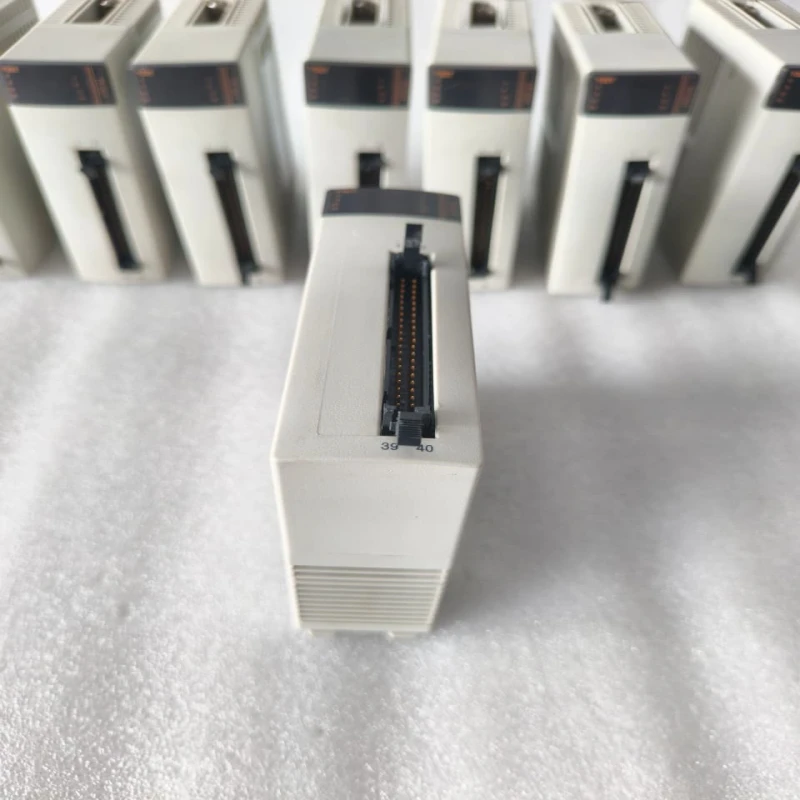 RS OEMax NX_Y32T Transistor Output Module thumbnail 7