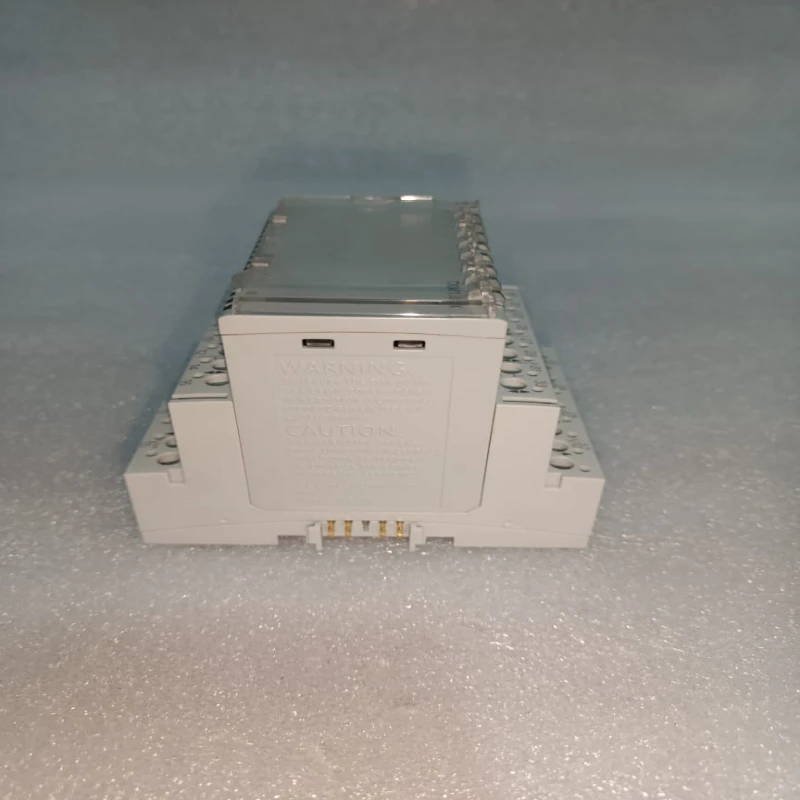 Siemens TXM1.8X Universal I/O Expansion Module thumbnail 5